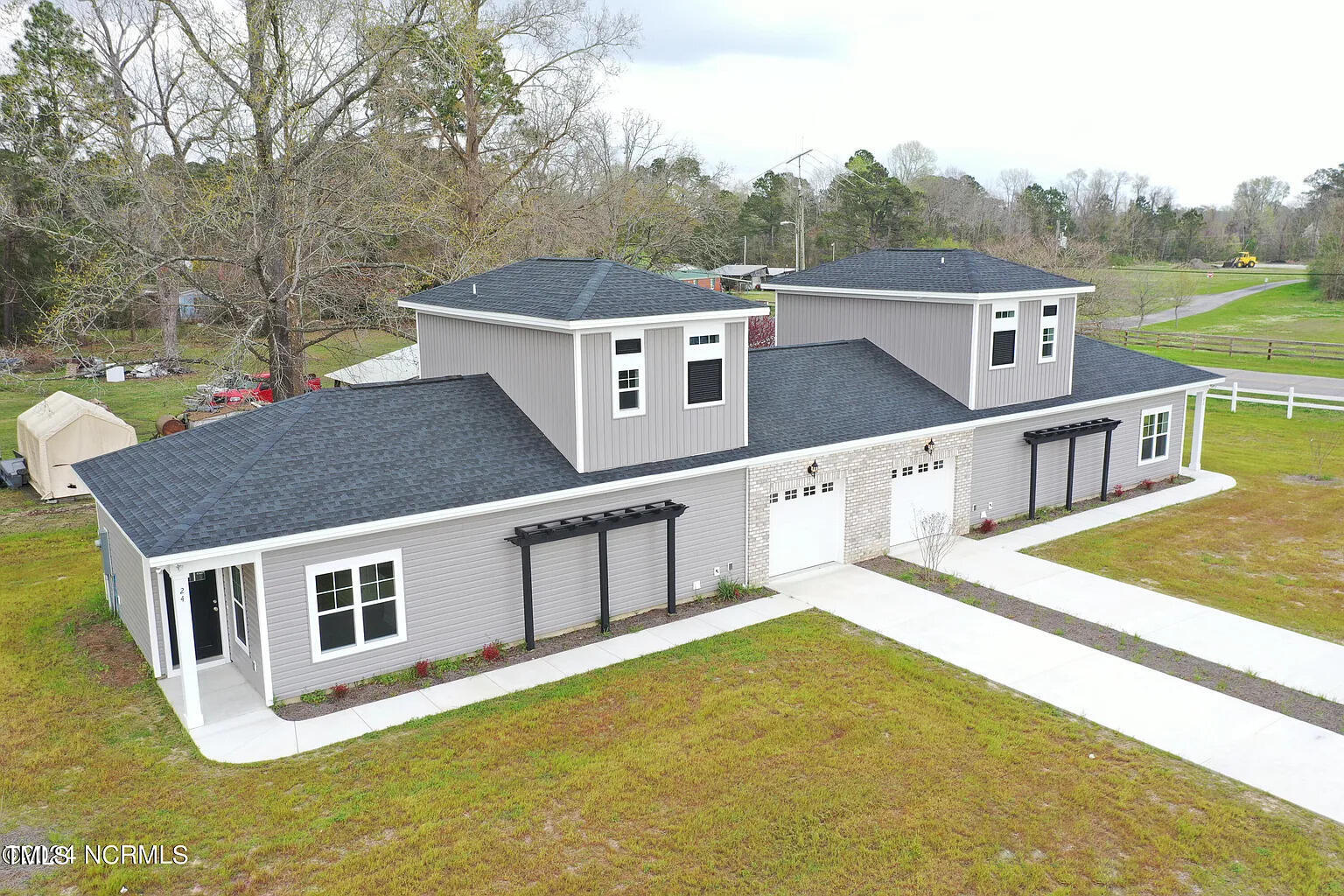 22 Crew Court