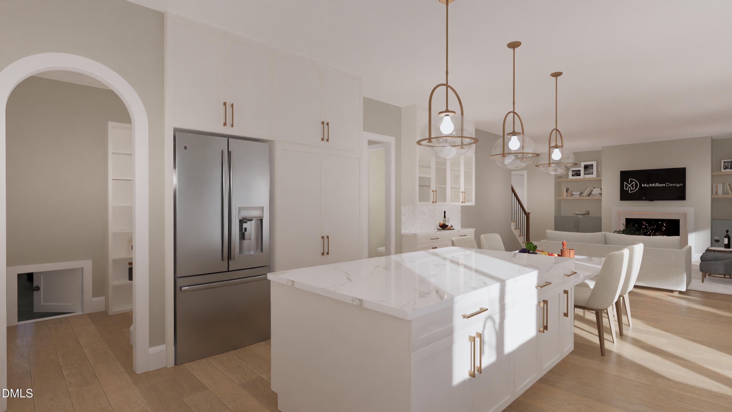 5861 Carriage Gate Drive