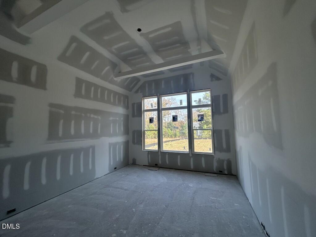 5861 Carriage Gate Drive