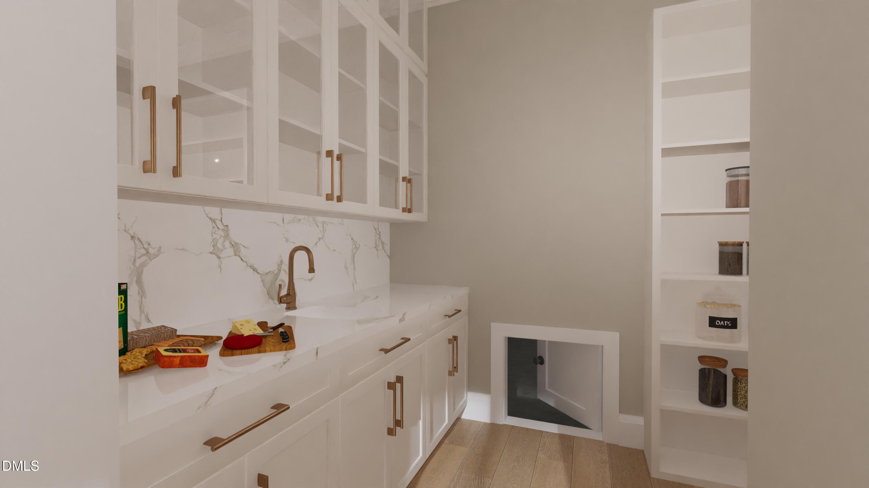 5861 Carriage Gate Drive