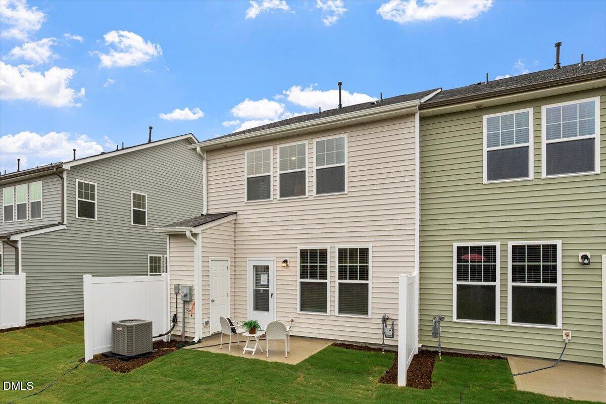 62 Bloodroot Street