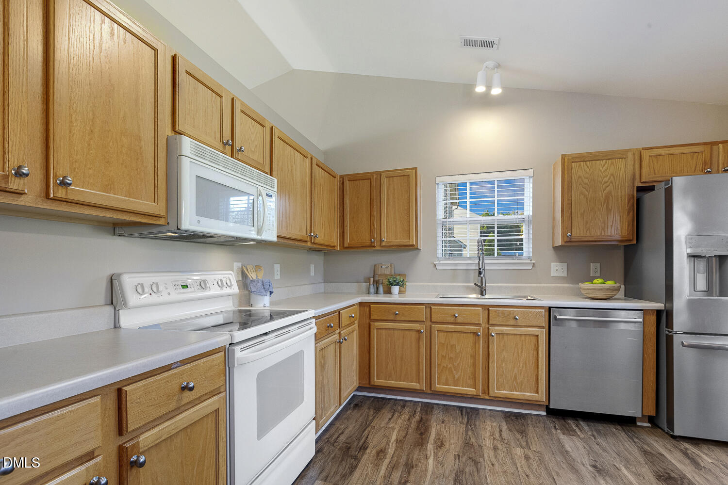 1753 E Ridge Heights Drive