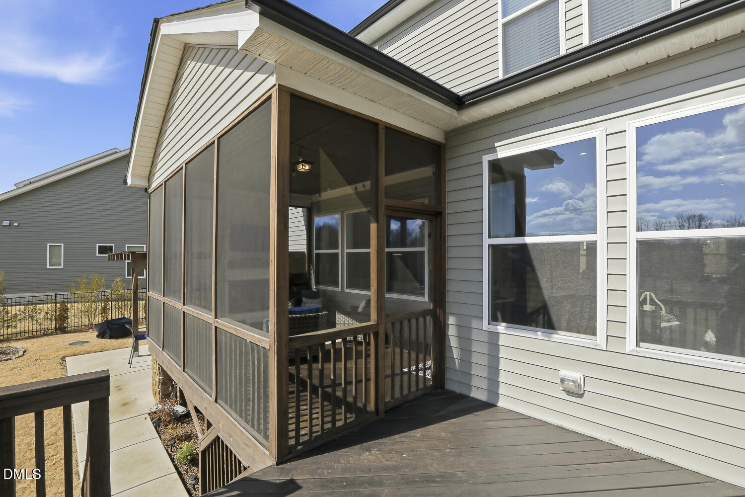 197 S Clearbrook Court