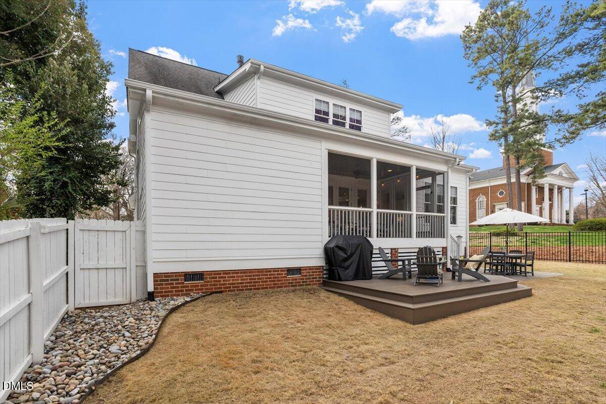 601 Drew Street