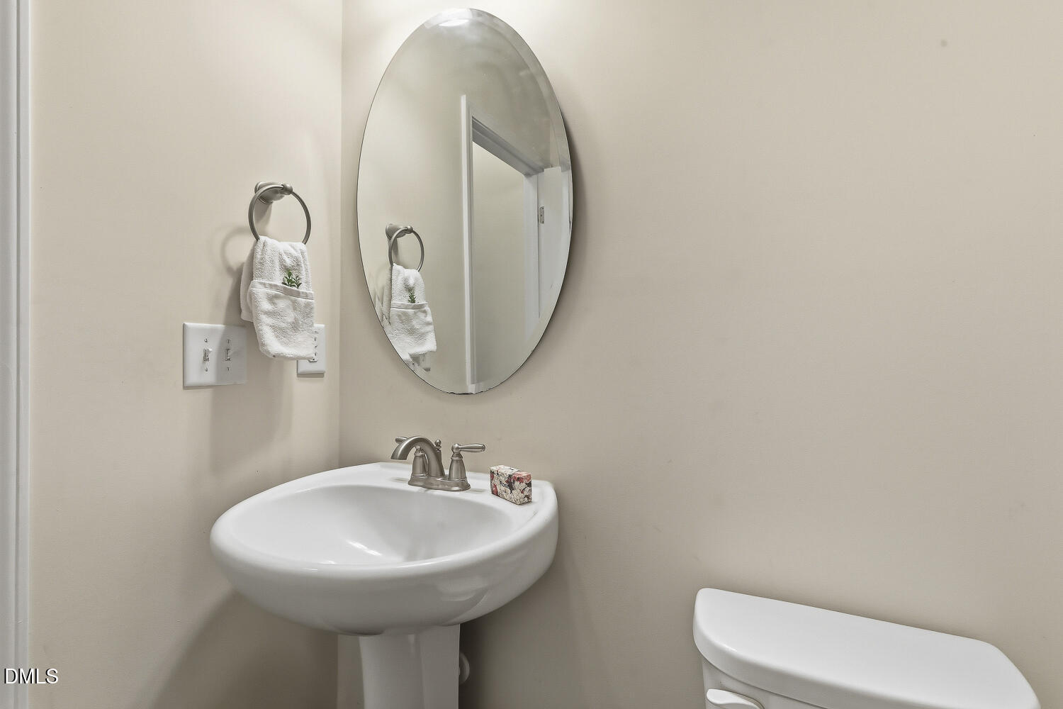 2433 Balmoor Trace