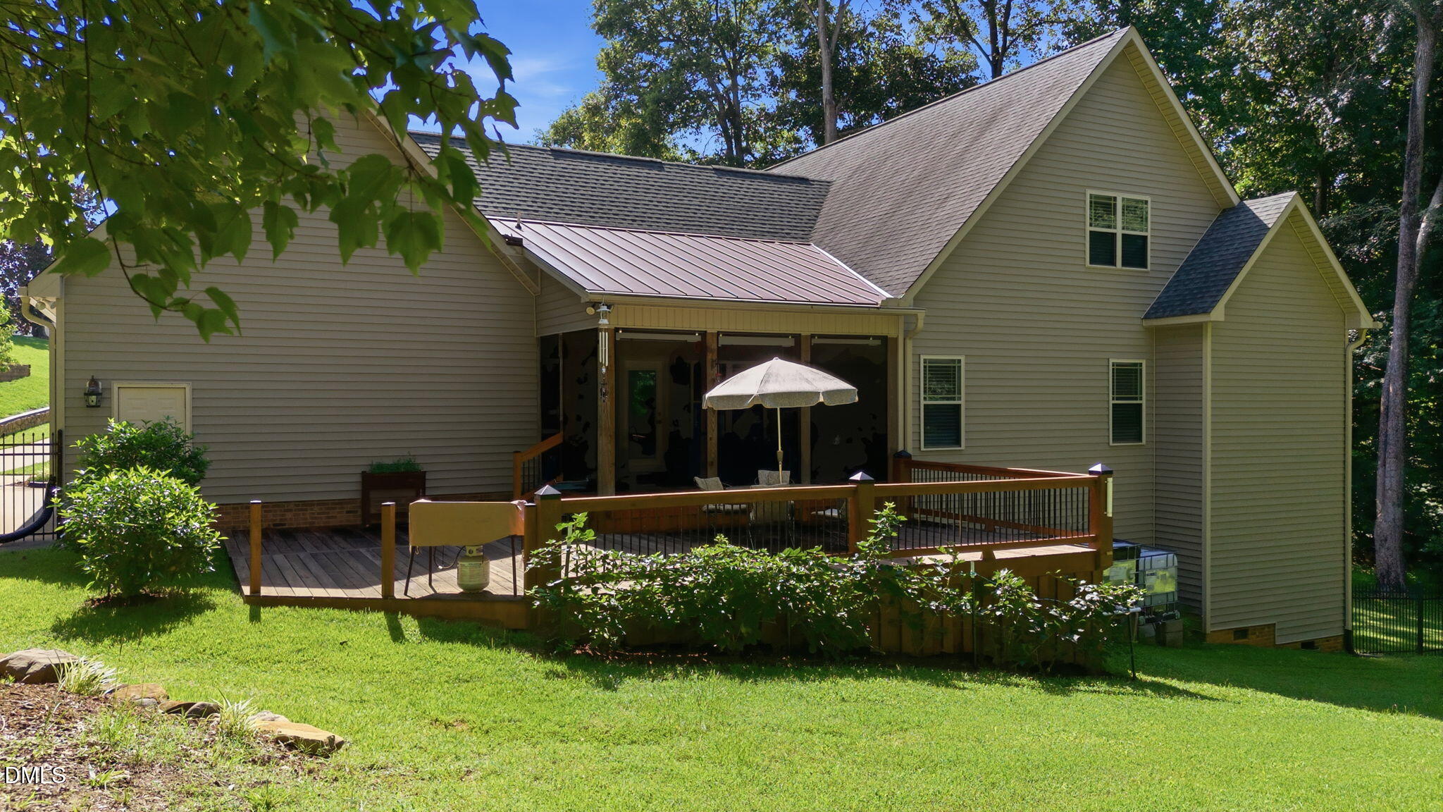 104 Flat Rock Court