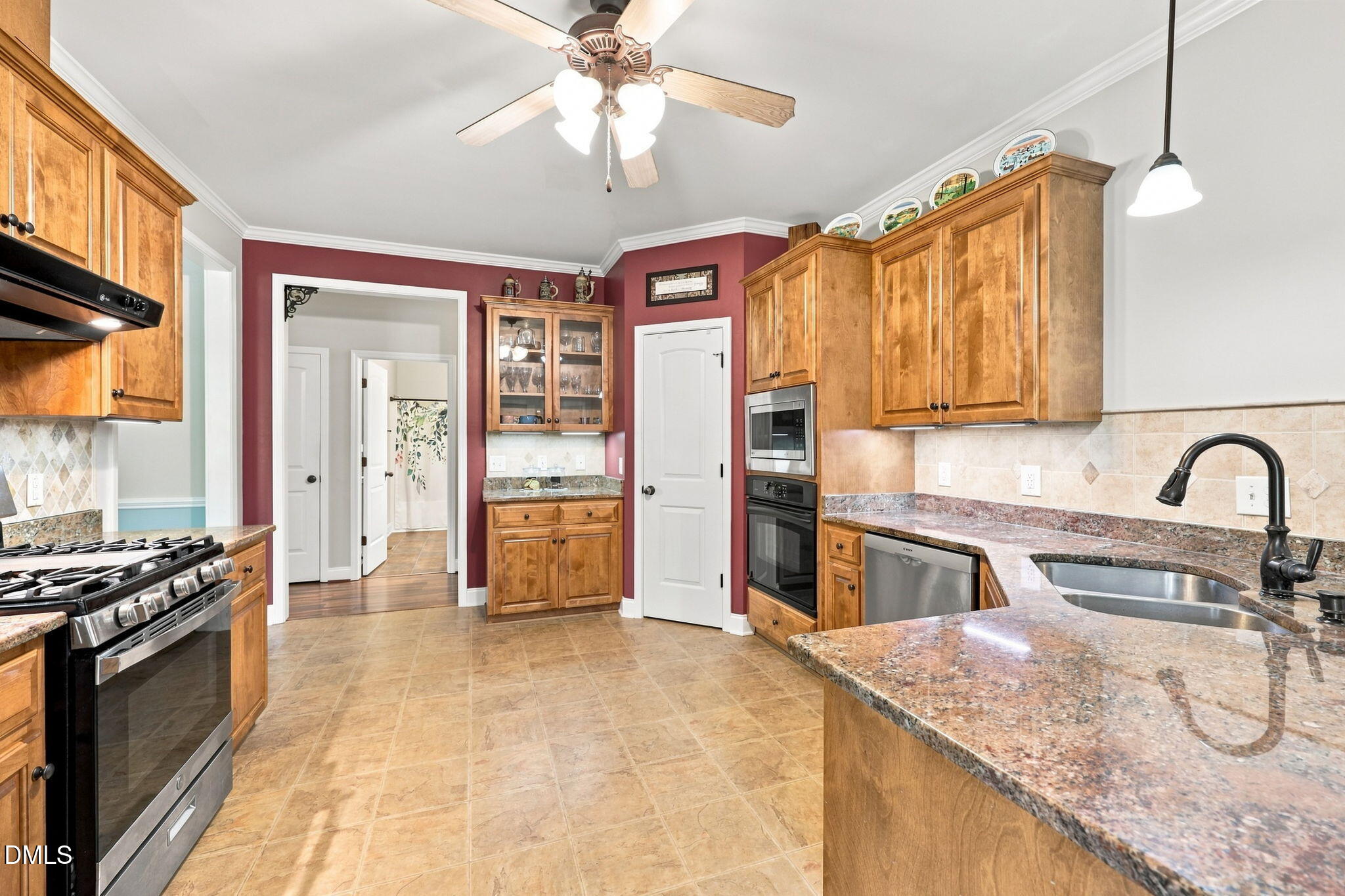 104 Flat Rock Court