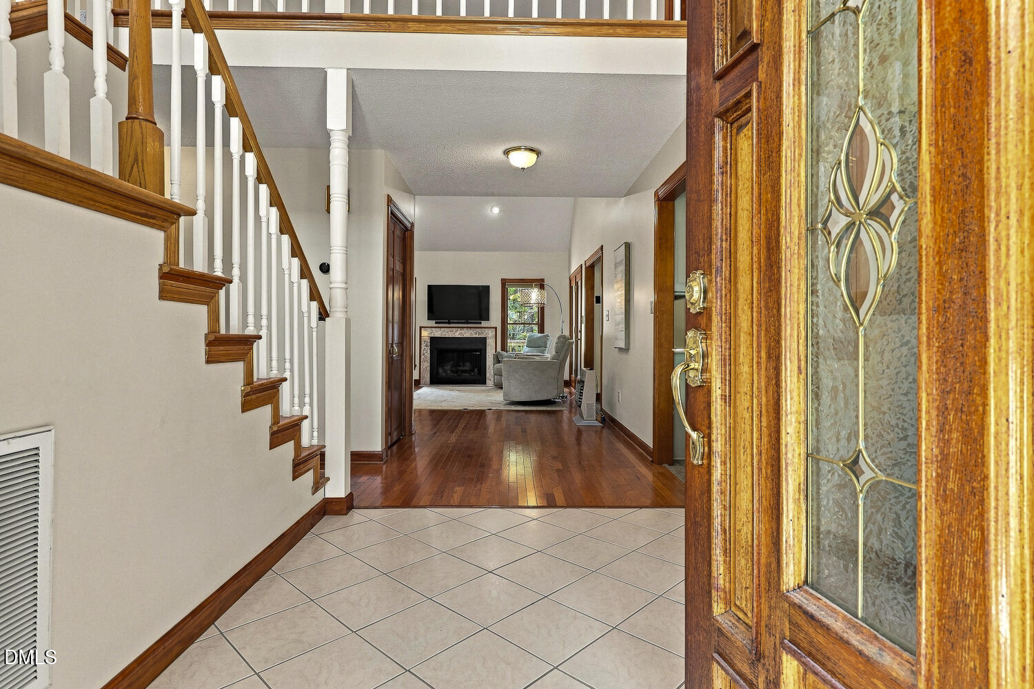 389 Dewar Street