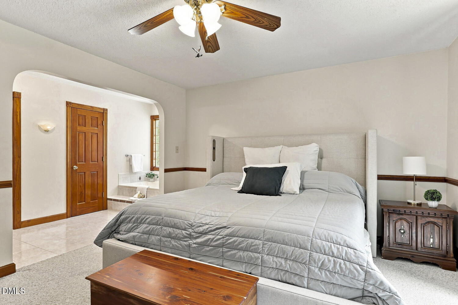 389 Dewar Street