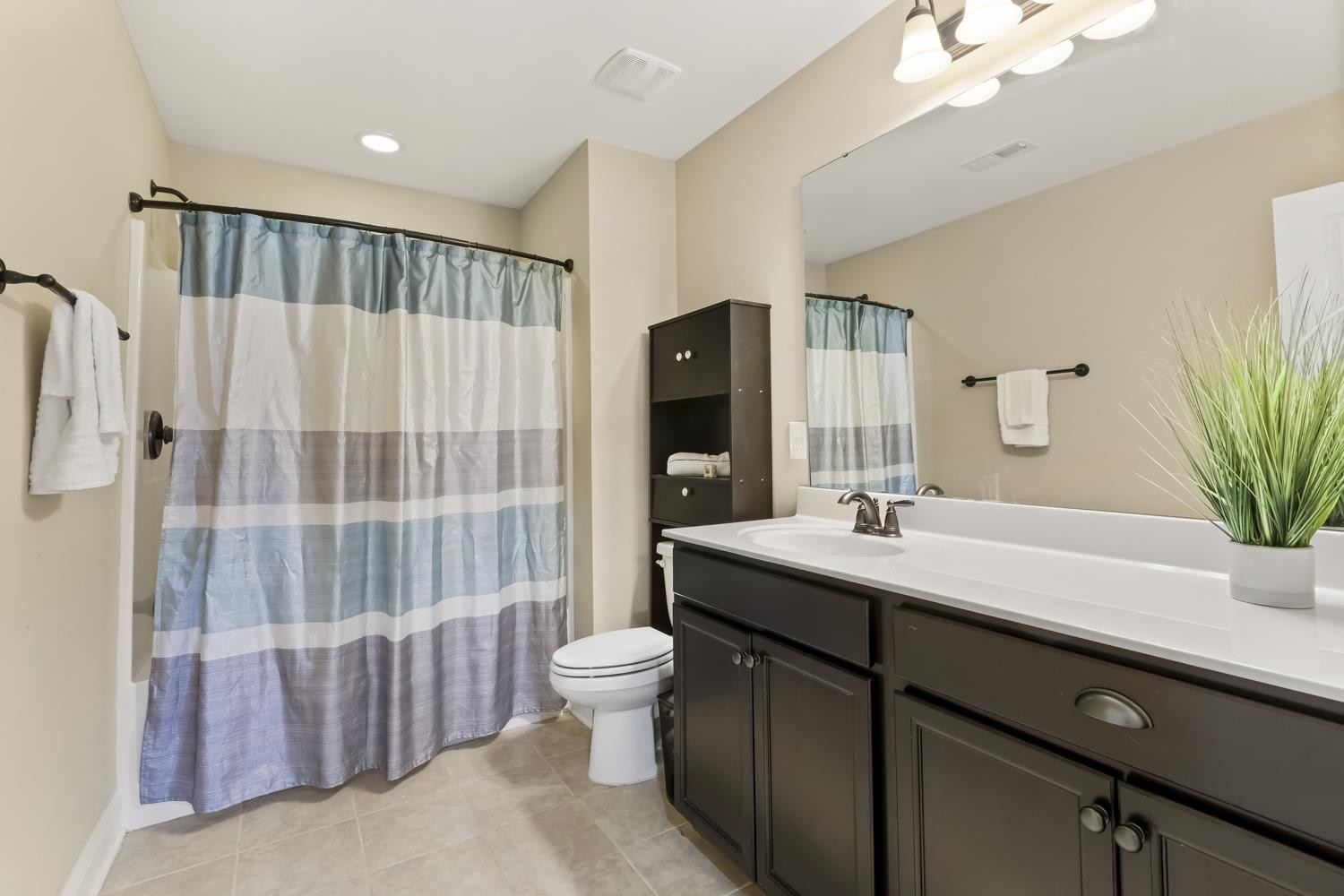 1117 Aquadale Drive