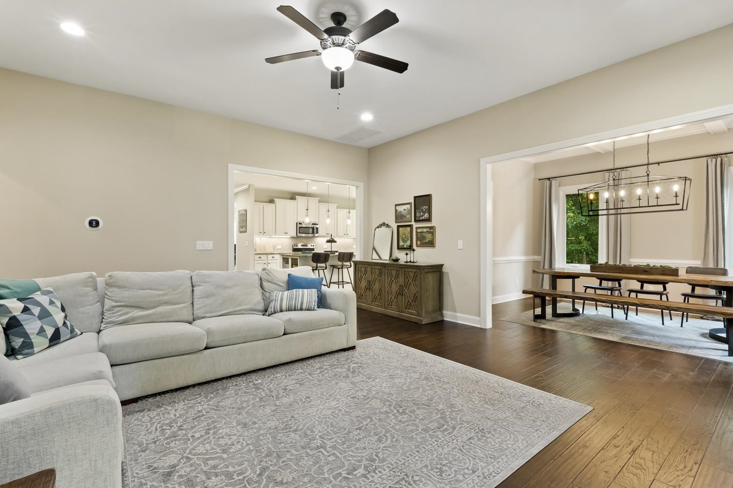 1117 Aquadale Drive