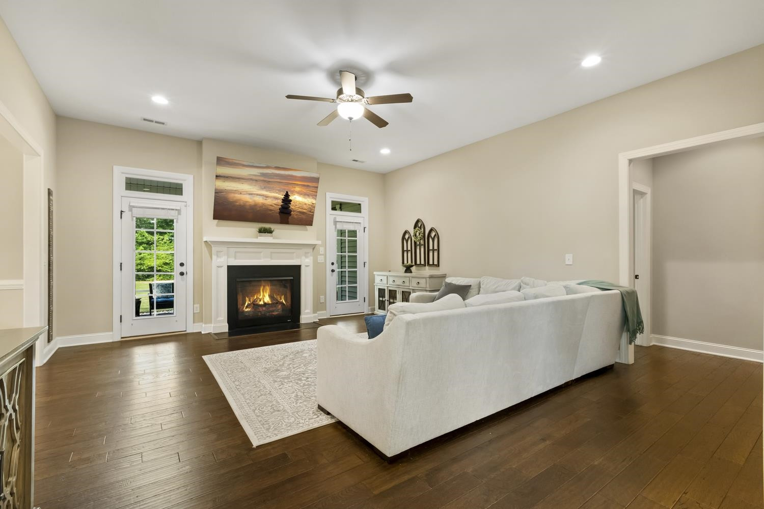 1117 Aquadale Drive