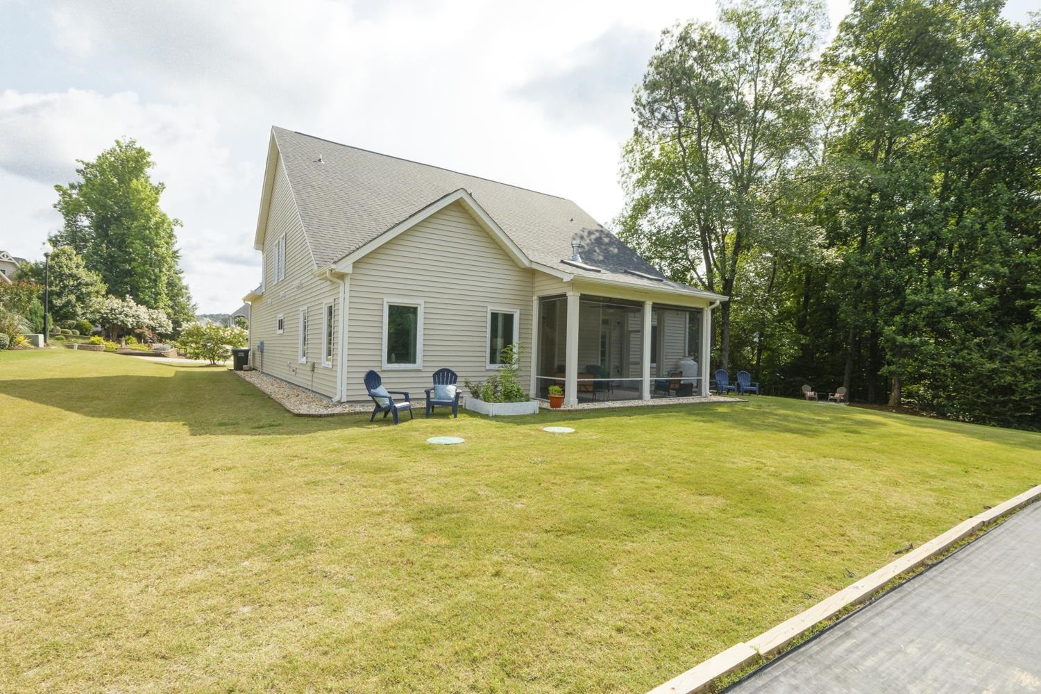 1117 Aquadale Drive