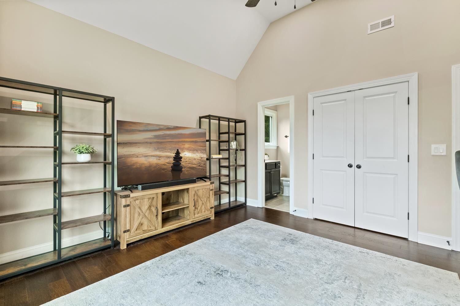 1117 Aquadale Drive