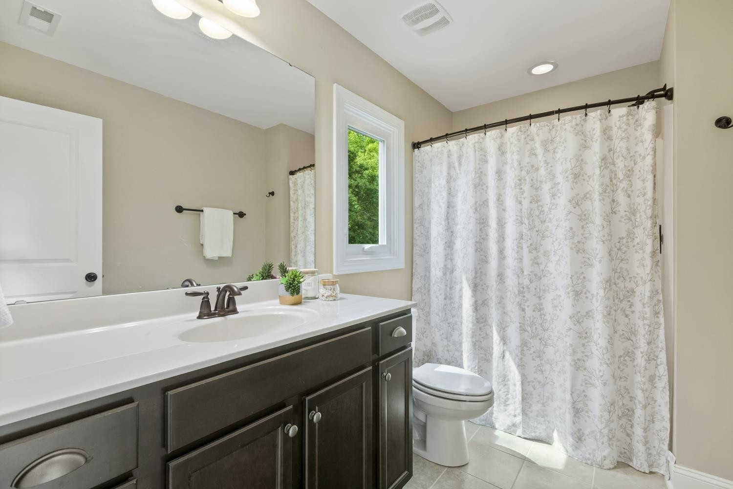 1117 Aquadale Drive