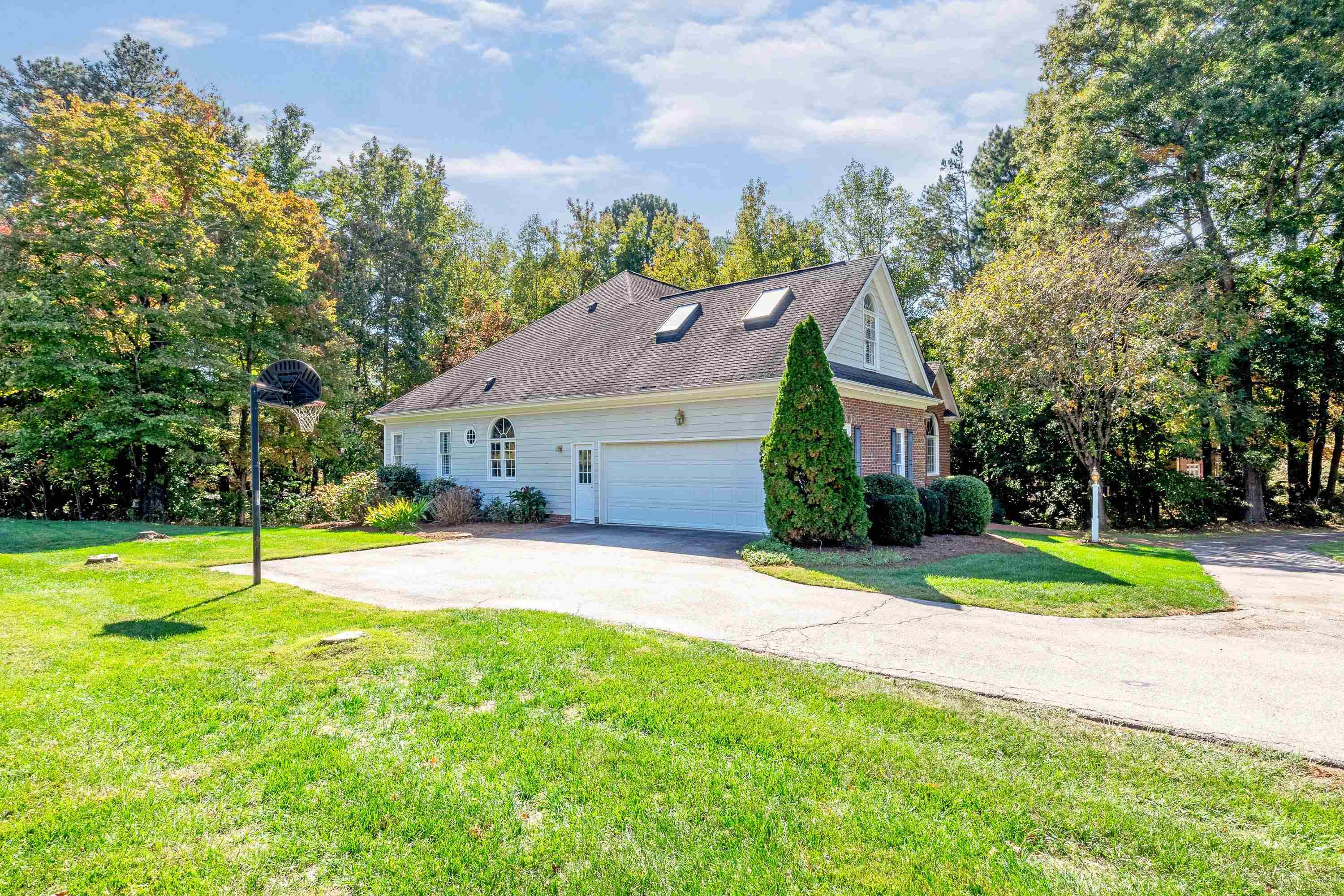 4617 Gamelyn Walk