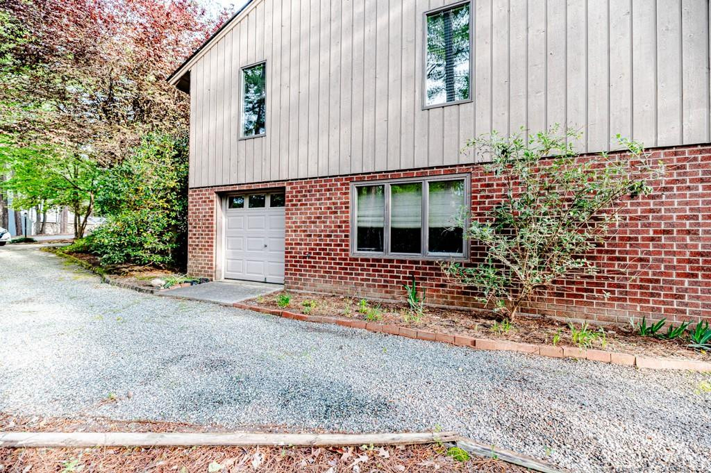 1943 Wedgewood Drive