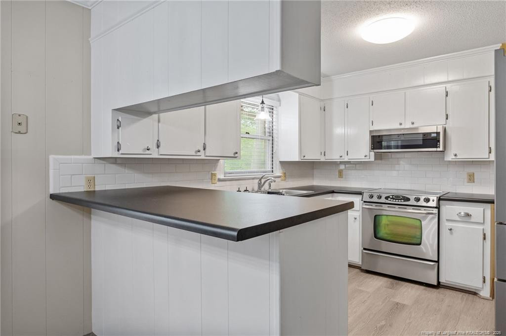 400 1st Street