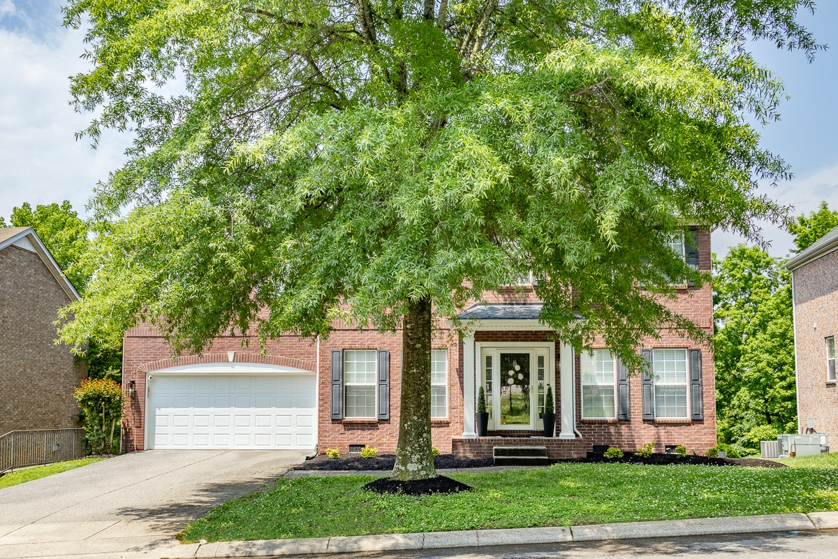 306 Forest Bend Dr