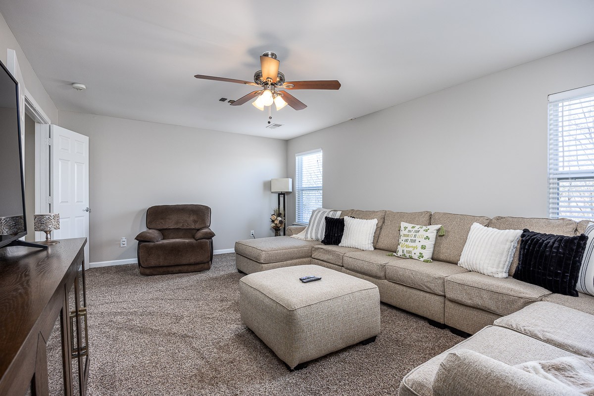 306 Forest Bend Dr