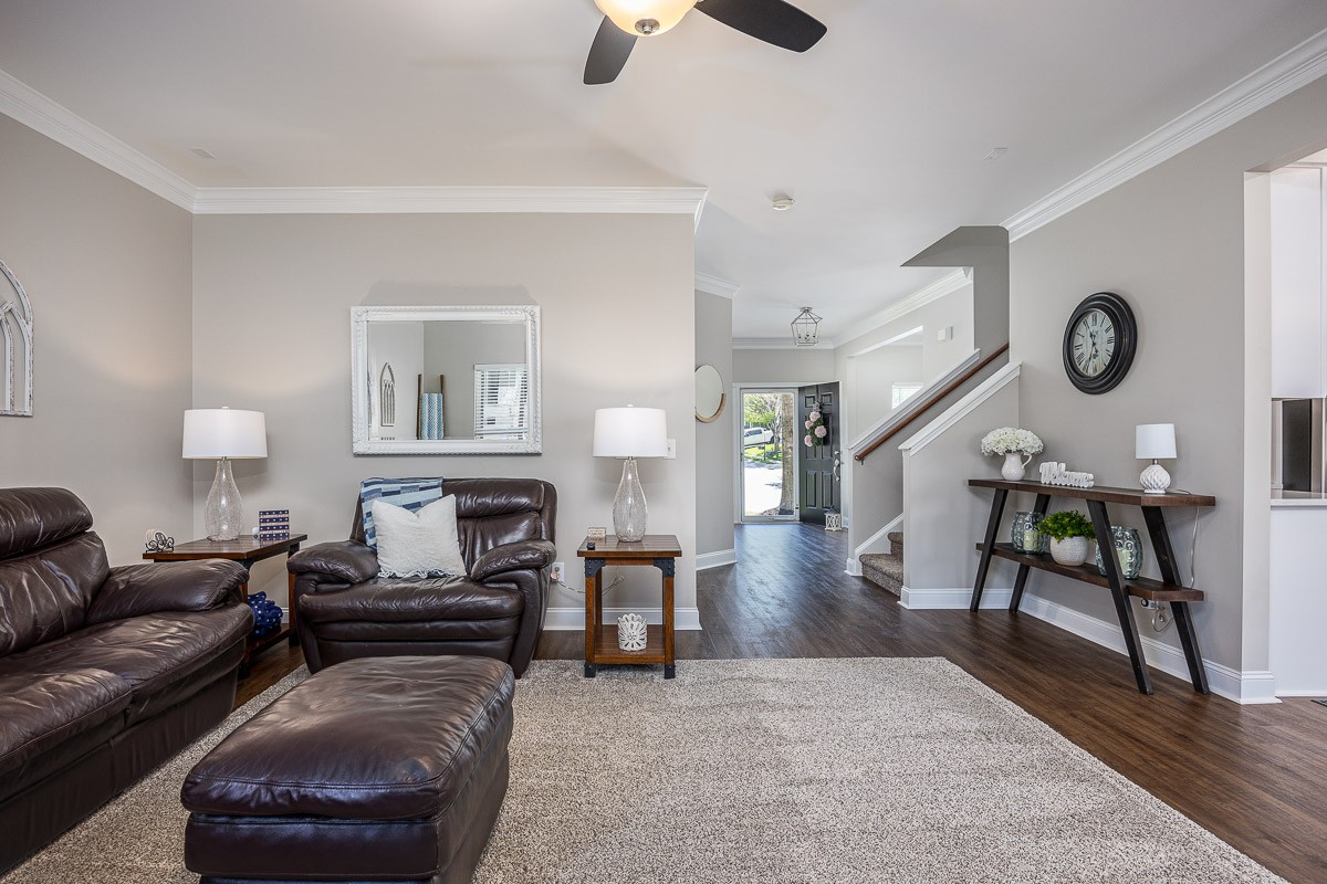 306 Forest Bend Dr