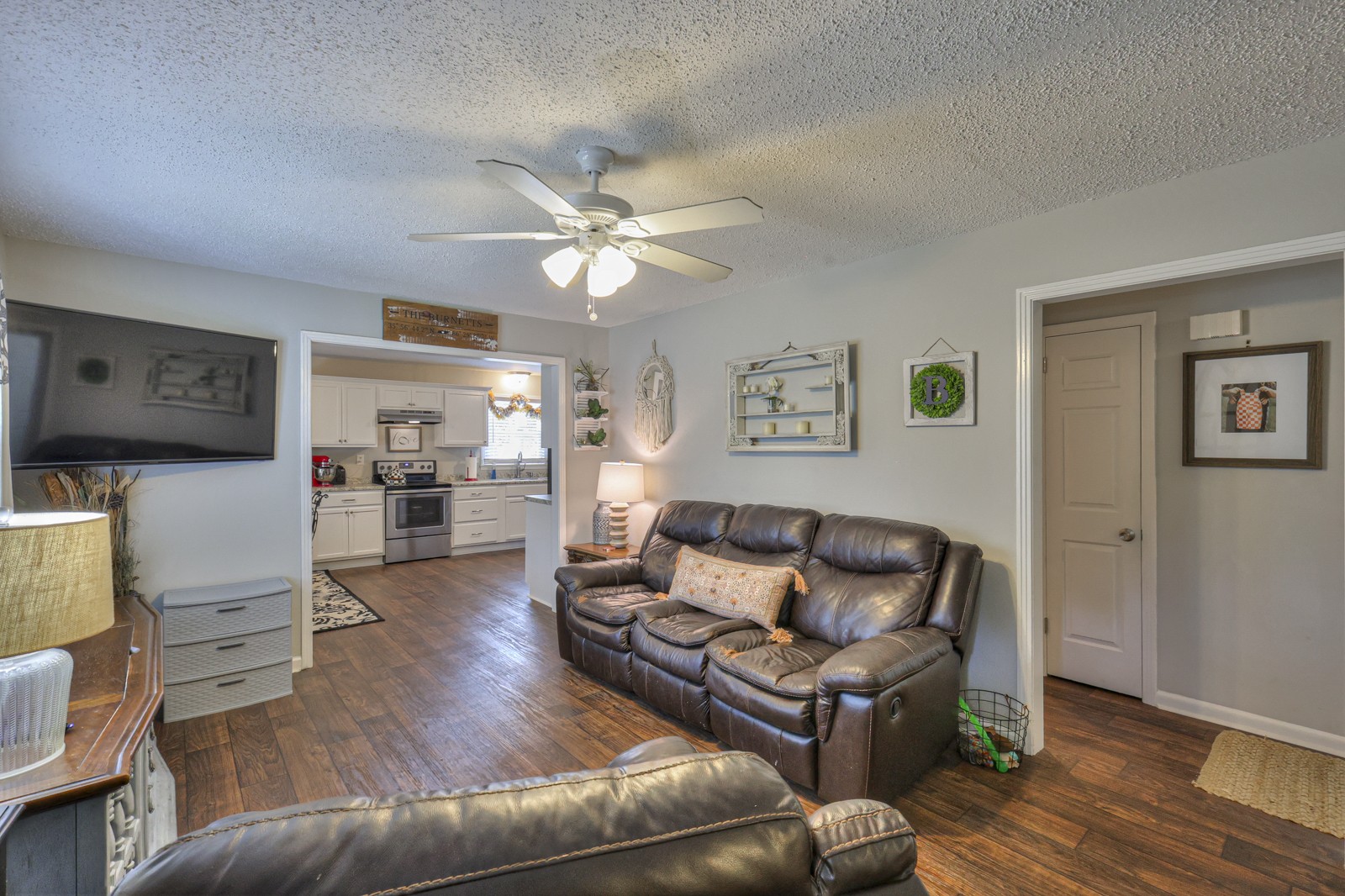 7209 Corner Dr