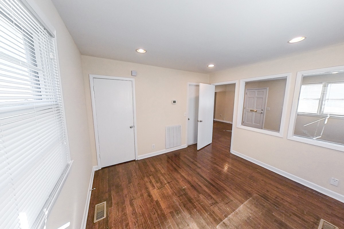 2211 Dortch Ave