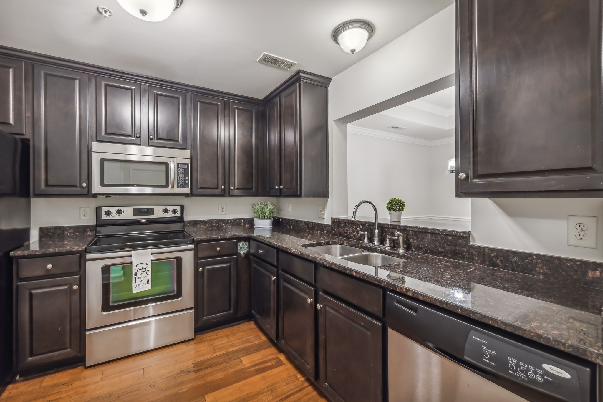 4847 Bevendean Dr Unit: F8