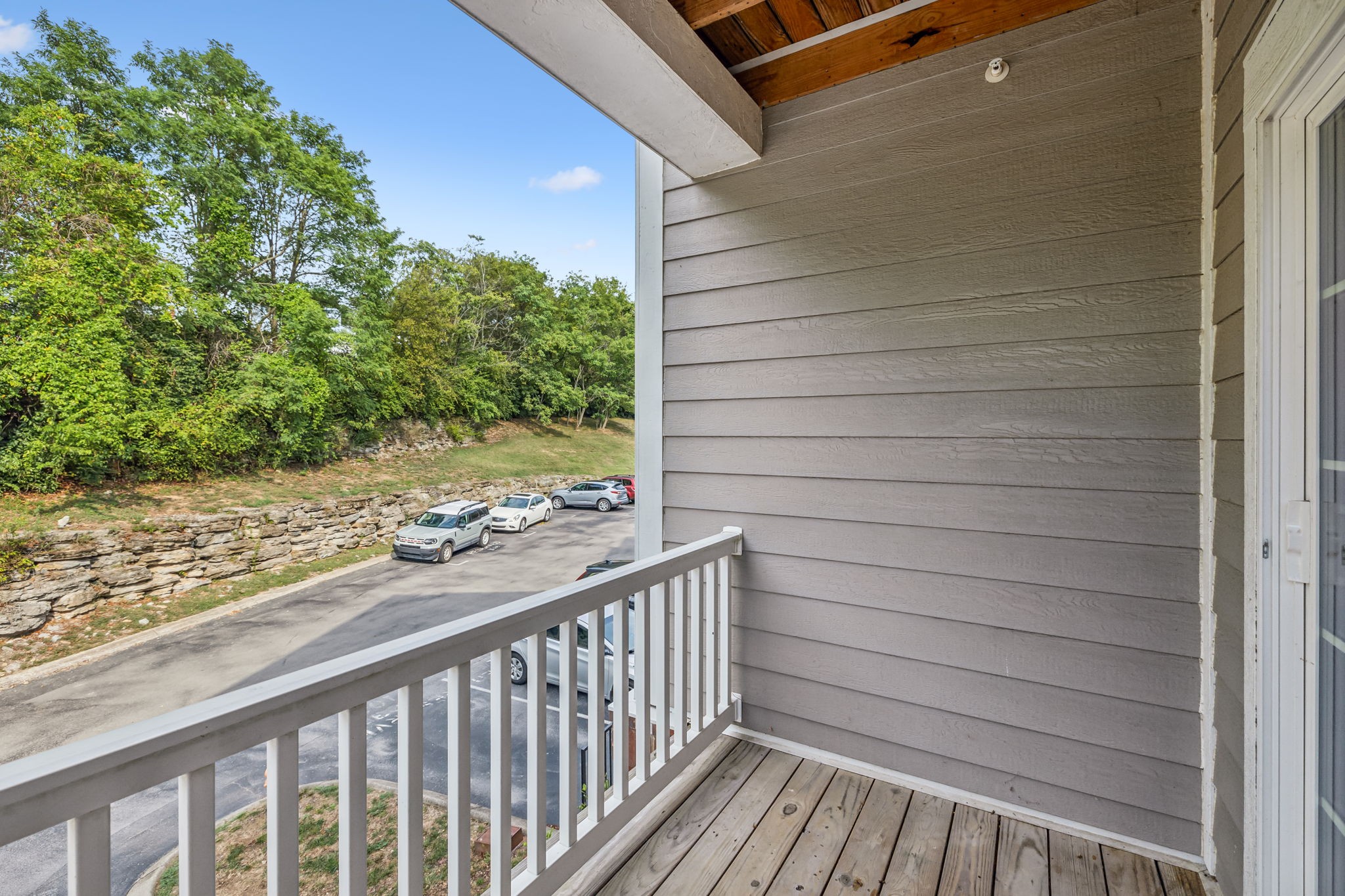 4847 Bevendean Dr Unit: F8