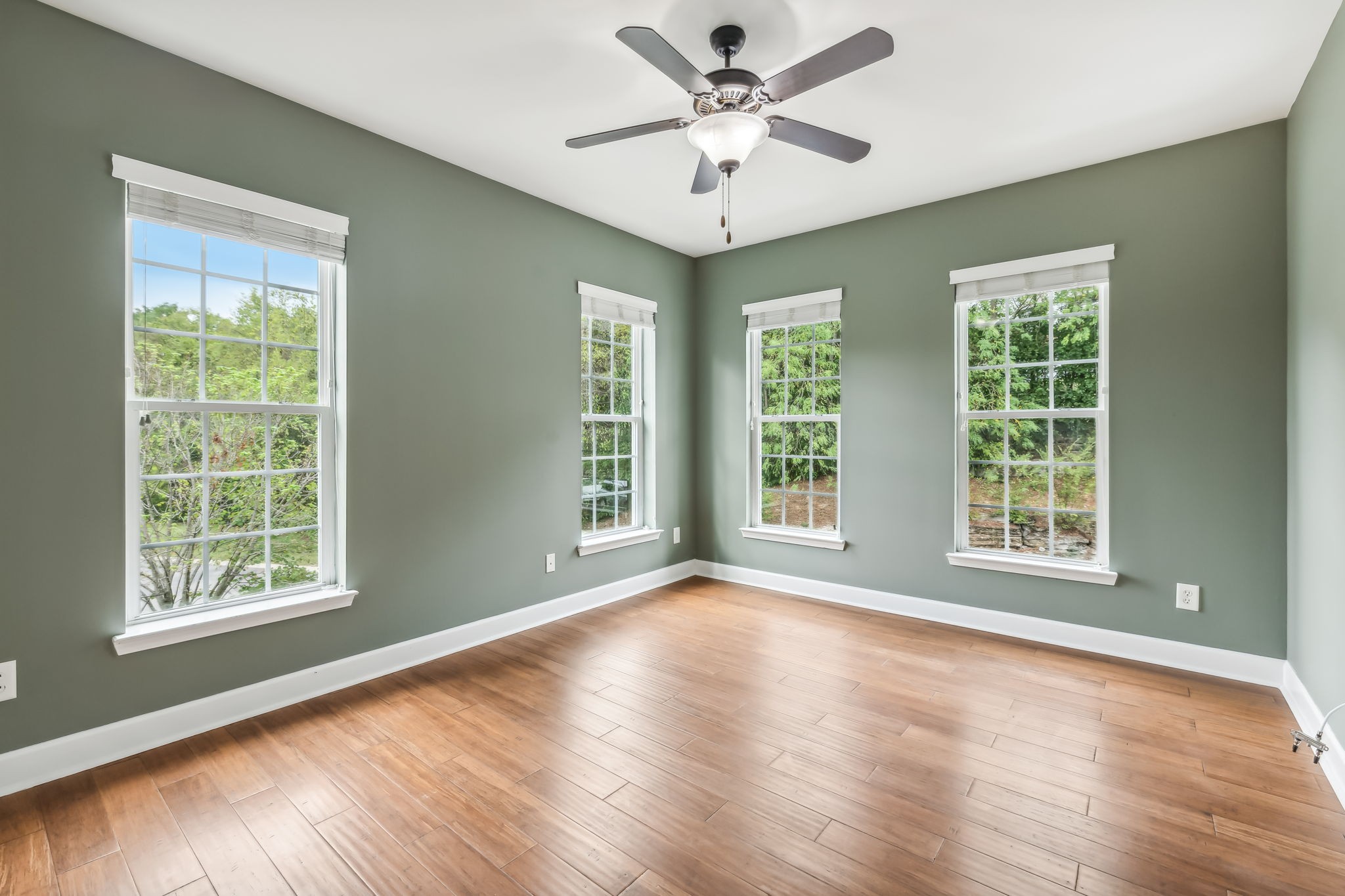 4847 Bevendean Dr Unit: F8