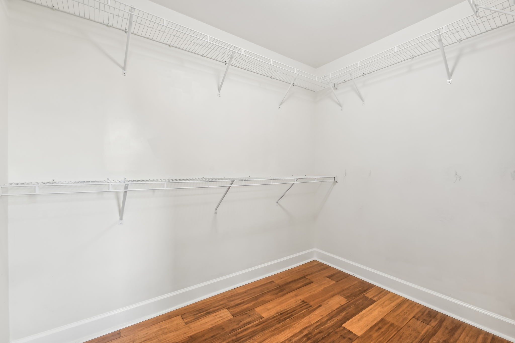 4847 Bevendean Dr Unit: F8