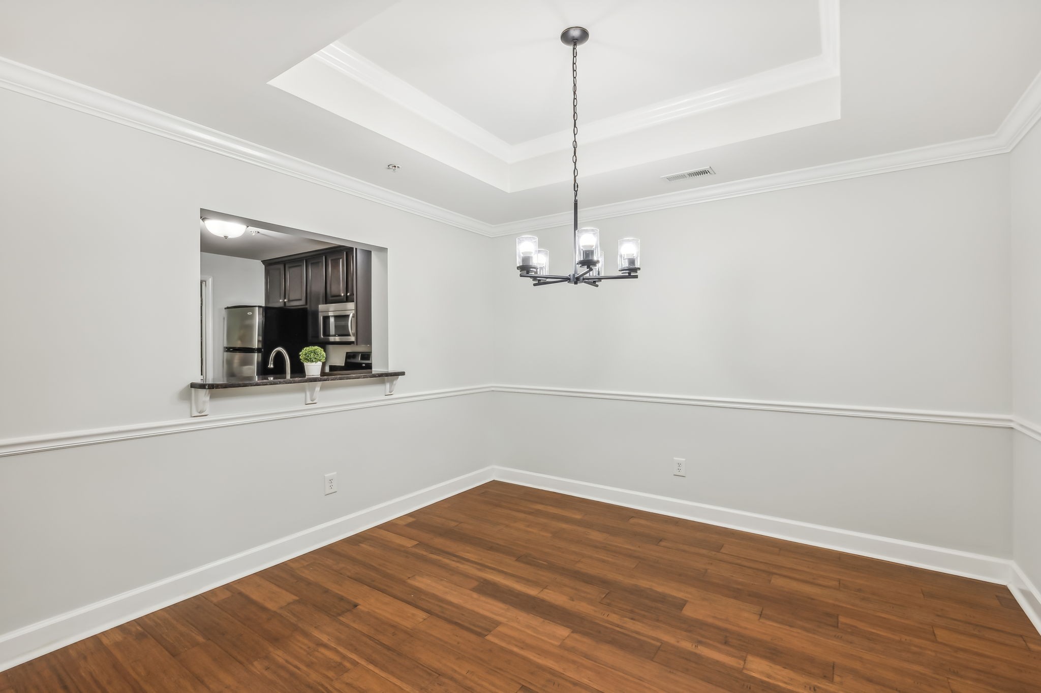 4847 Bevendean Dr Unit: F8