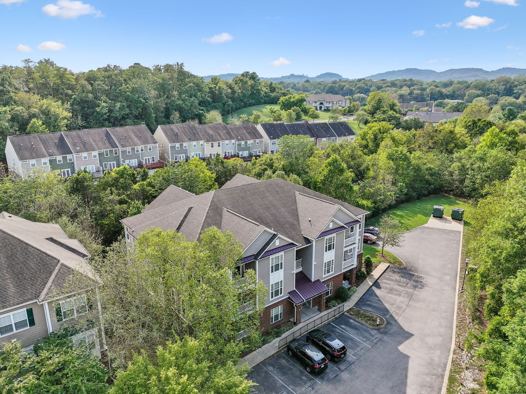 4847 Bevendean Dr Unit: F8