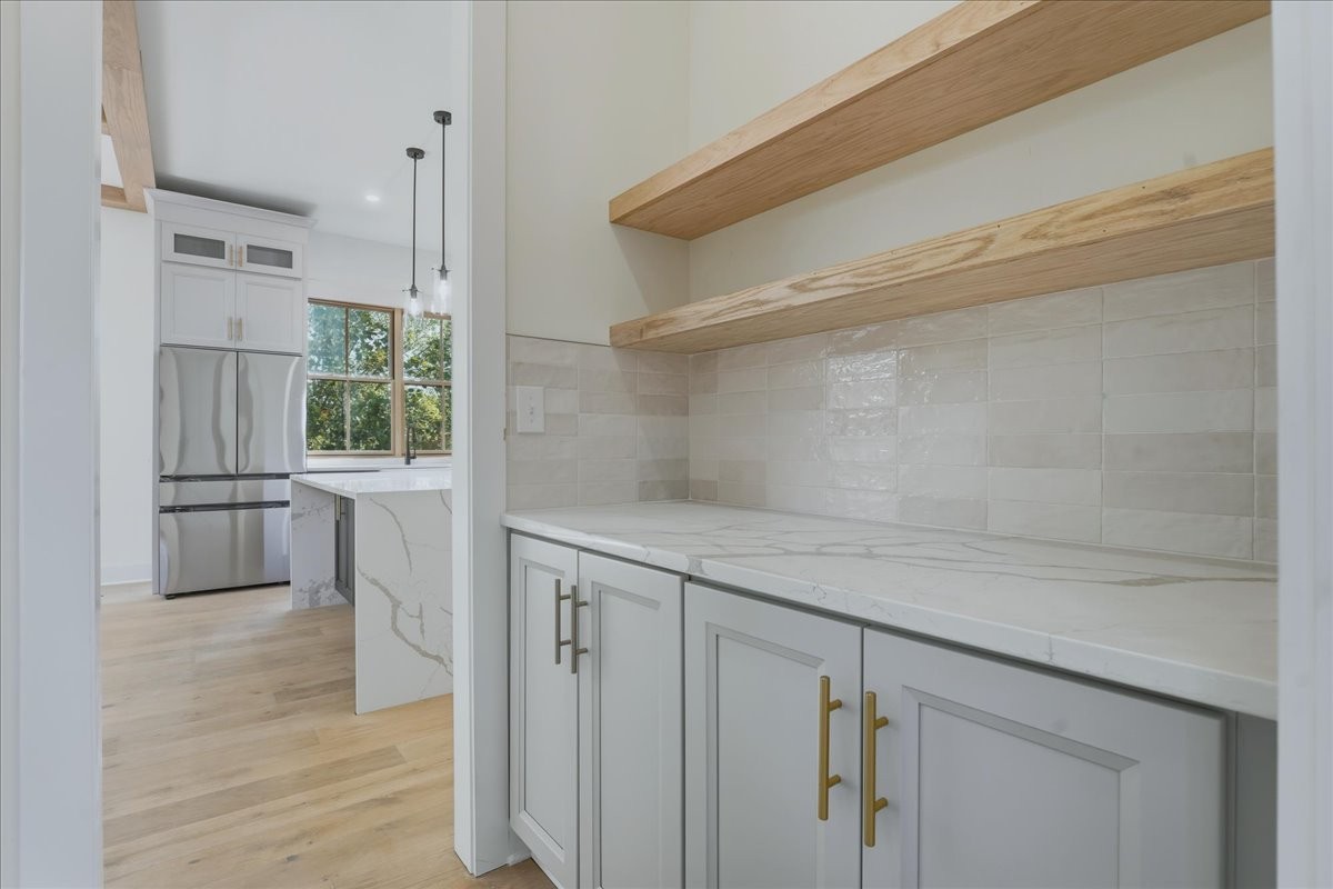 795 Summit Oaks Court