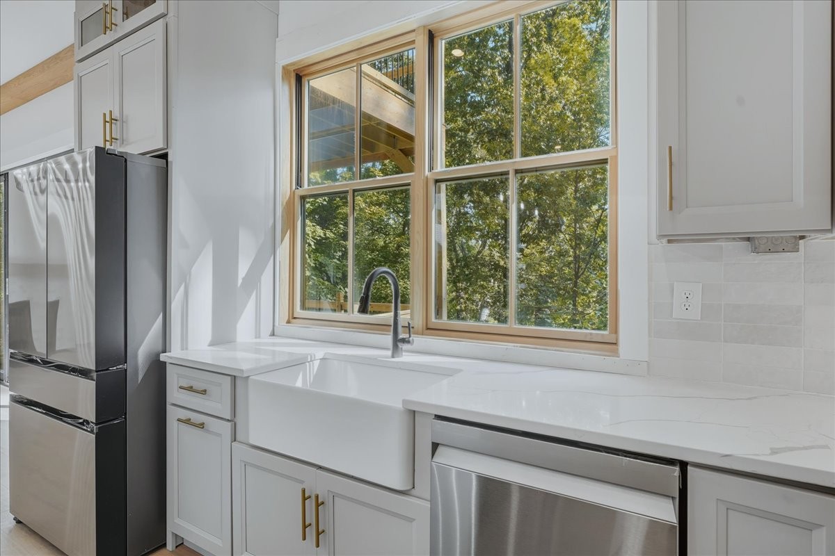 795 Summit Oaks Court