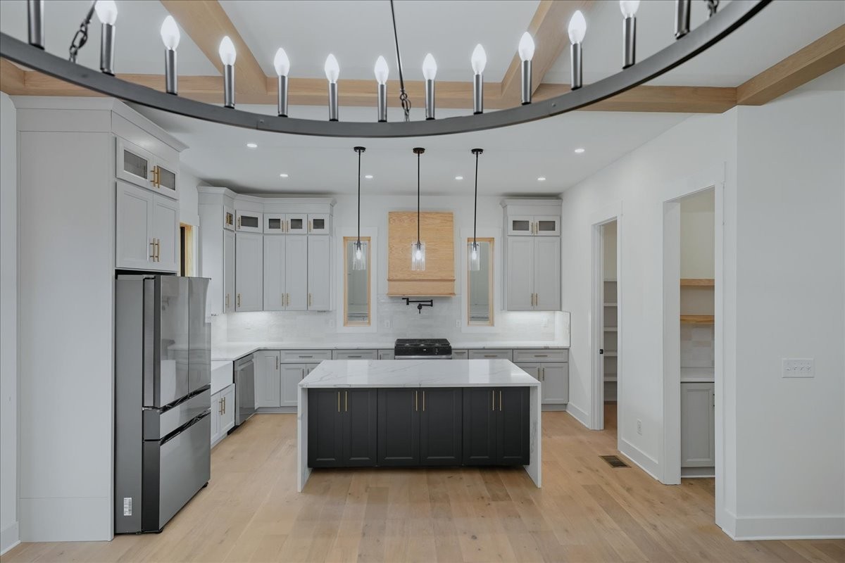 795 Summit Oaks Court