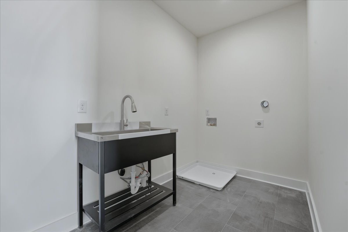 795 Summit Oaks Court