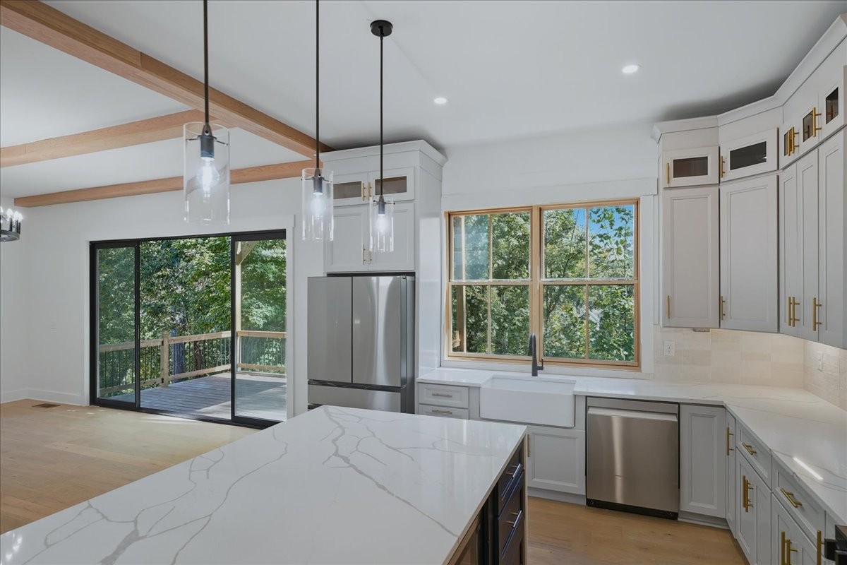 795 Summit Oaks Court