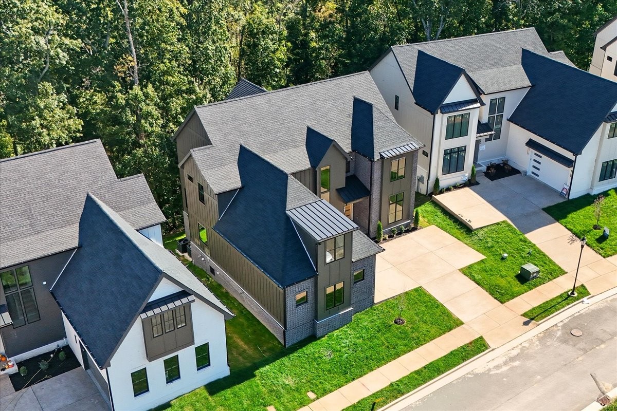 795 Summit Oaks Court