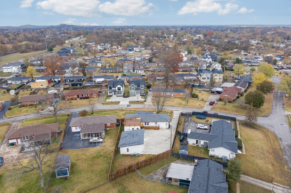 2803 Huntleigh Dr
