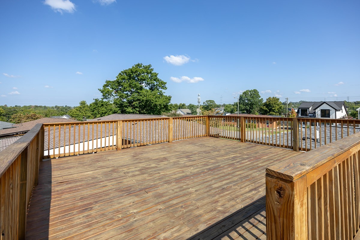 2803 Huntleigh Dr