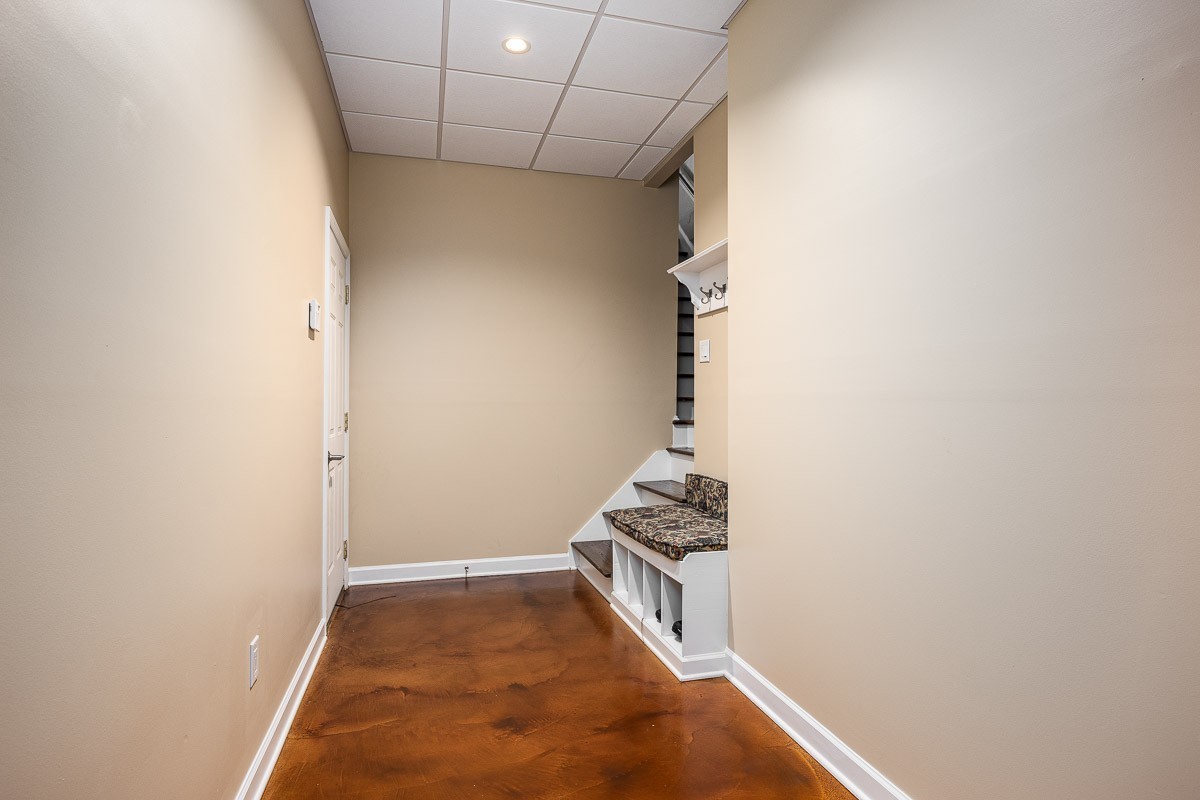 2907 Stewart Campbell Pt