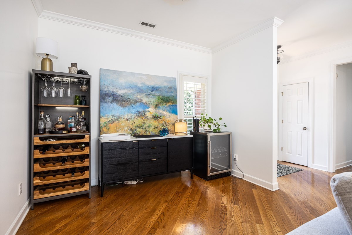 2907 Stewart Campbell Pt