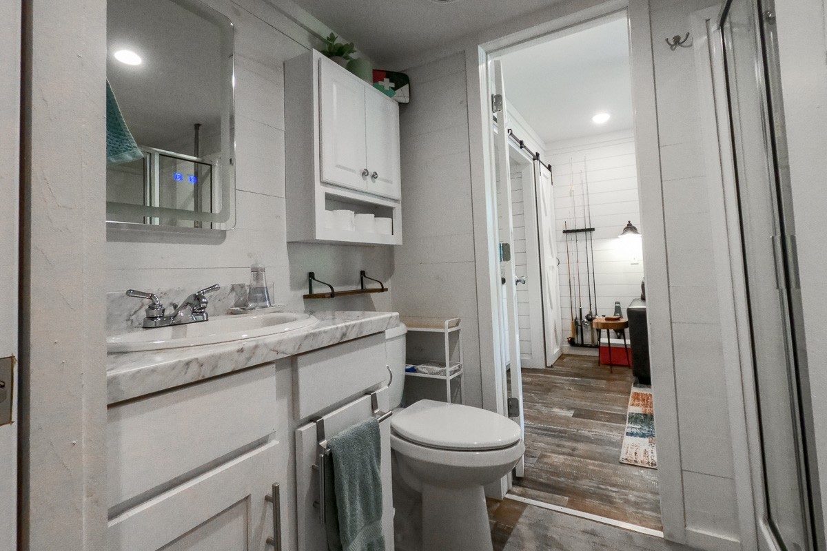 110 Acorn Cove
