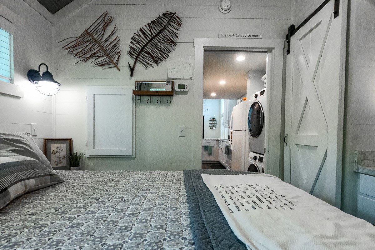 110 Acorn Cove