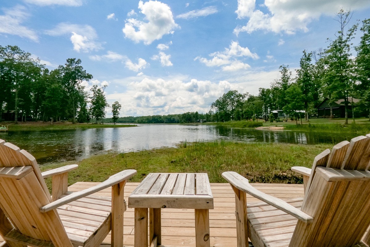 110 Acorn Cove