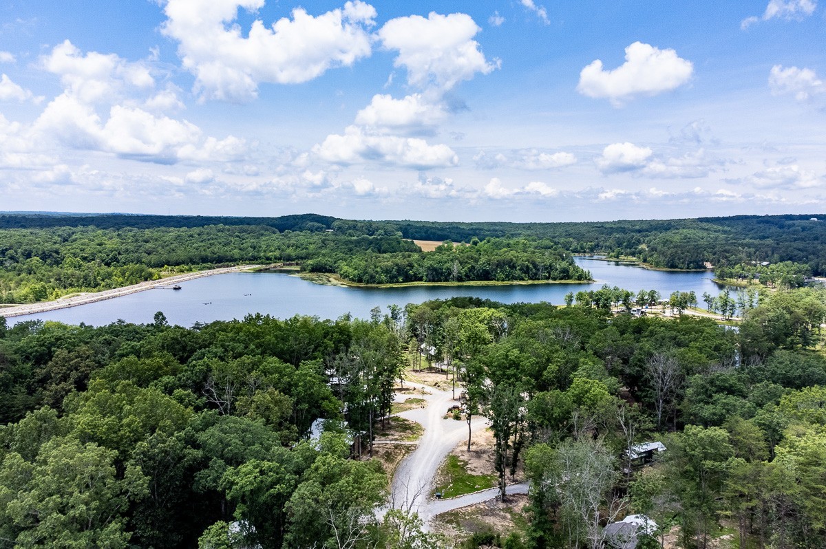 110 Acorn Cove