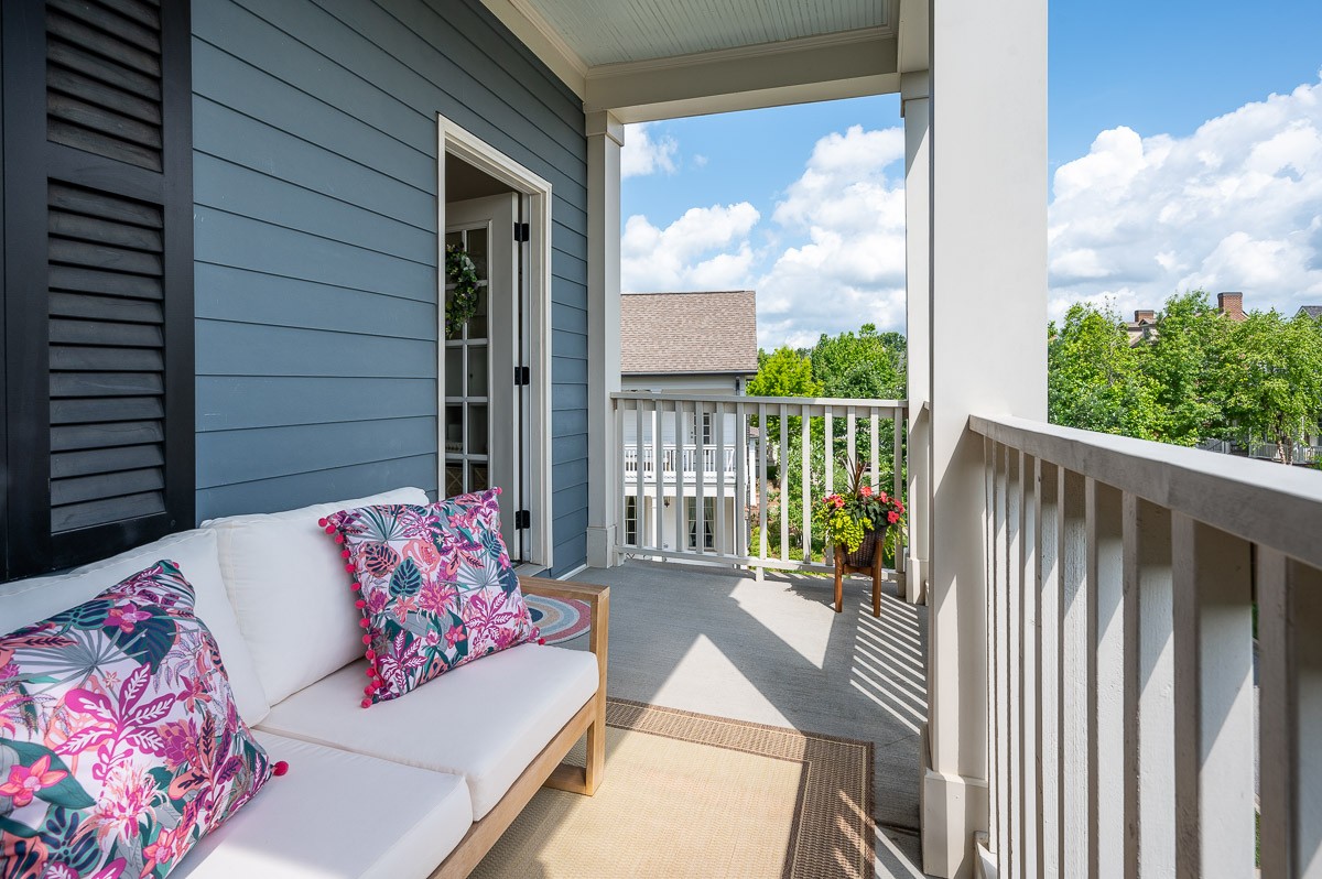 5003 Captain Freeman Pkwy