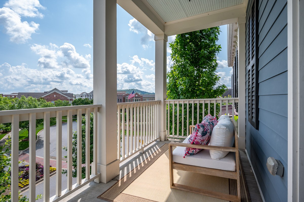 5003 Captain Freeman Pkwy