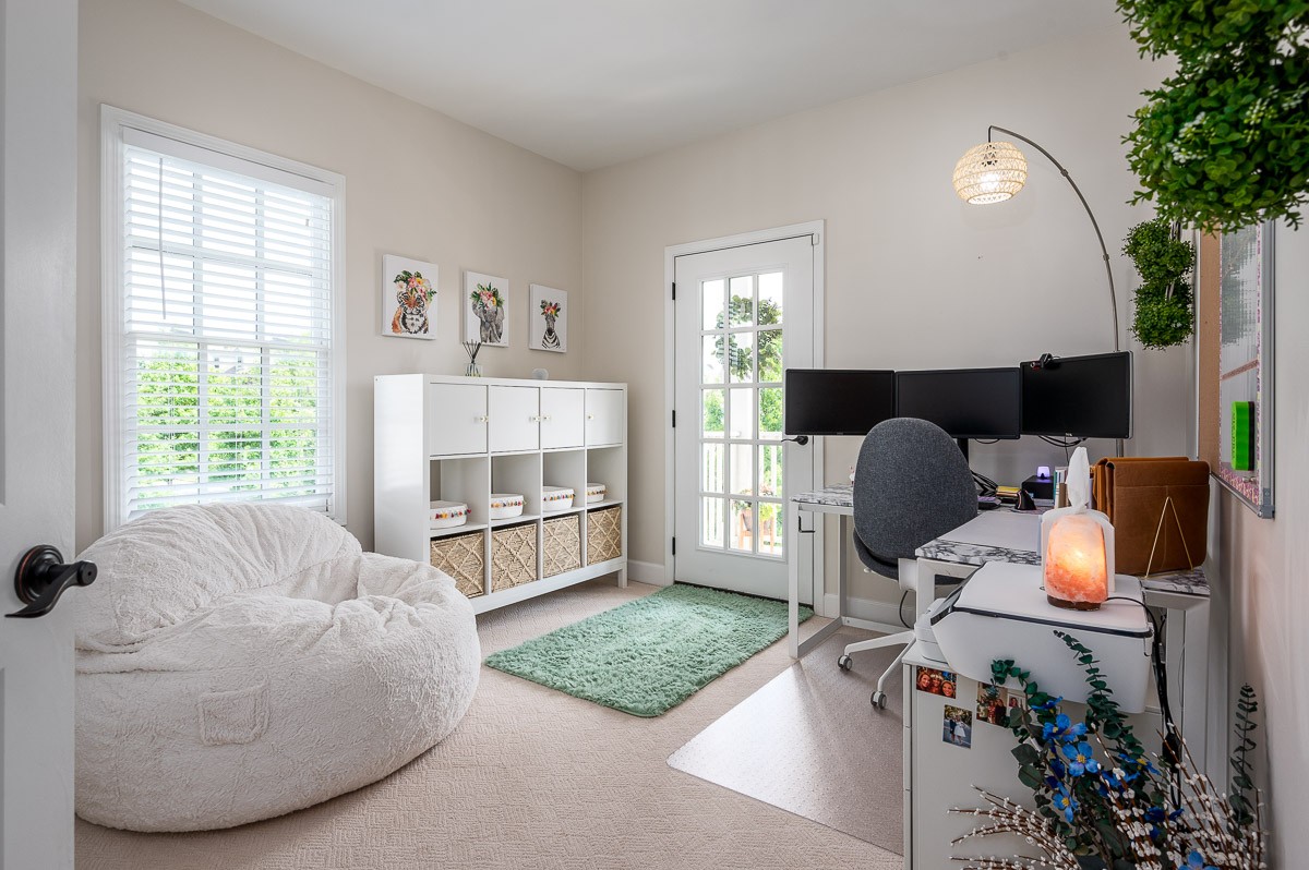 5003 Captain Freeman Pkwy
